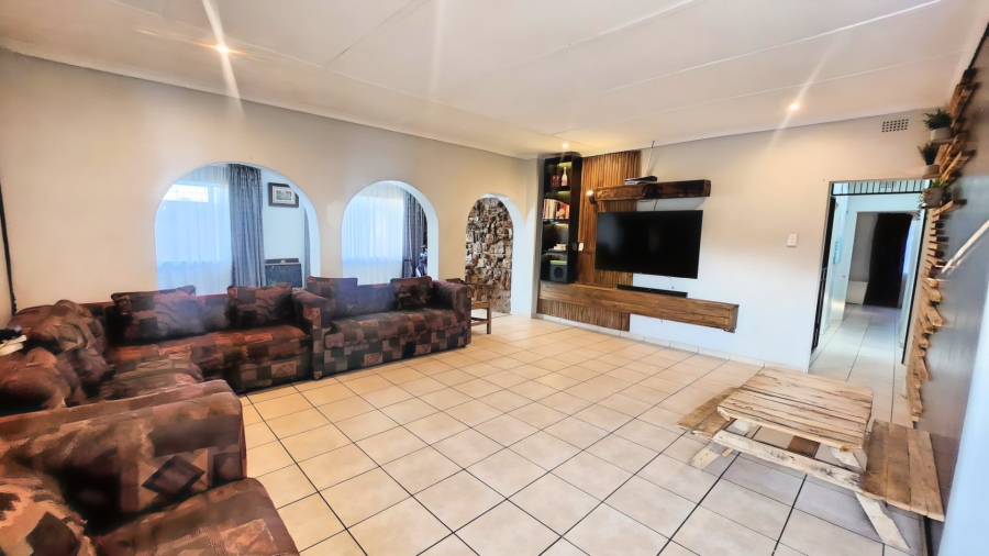 3 Bedroom Property for Sale in Stilfontein Ext 4 North West